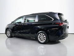 Used 2025  Toyota Sienna XLE Autono-MaaS FWD 7-Passenger at Dutro Auto near Zanesville&comma; OH