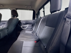 Used 2017  Nissan Titan 4WD Crew Cab SV at Dutro Auto near Zanesville&comma; OH