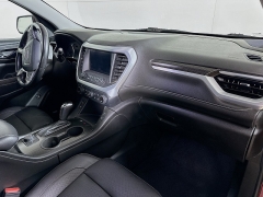 Used 2017  GMC Acadia 4d SUV AWD SLT-1 at Graham Auto Mall near Mansfield&comma; OH