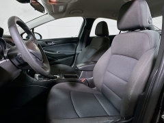 Used 2016  Chevrolet Cruze 4d Sedan LT Auto at Dutro Auto near Zanesville&comma; OH