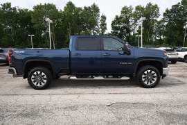Used 2022  Chevrolet Silverado 2500HD 4WD Crew Cab 159" LT Dsl at Dutro Auto near Zanesville&comma; OH