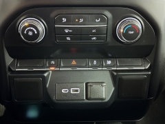 Used 2020  Chevrolet Silverado 1500 4WD Crew Cab LT at Dutro Auto near Zanesville&comma; OH