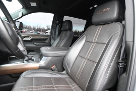 Used 2024  Chevrolet Silverado 2500HD 4WD Crew Cab 159" High Country Gas at Dutro Auto near Zanesville&comma; OH