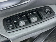 Used 2020  Ram 1500 4WD Crew Cab Big Horn at Dutro Auto near Zanesville&comma; OH