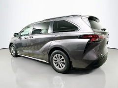 Used 2021  Toyota Sienna XLE AWD 7-Passenger at Graham Auto Mall near Mansfield&comma; OH