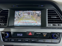 Used 2017  Hyundai Sonata 4d Sedan Limited at Dutro Auto near Zanesville&comma; OH