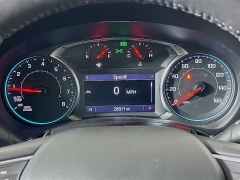 Used 2022  Chevrolet Equinox FWD 4dr Premier at Dutro Auto near Zanesville, OH