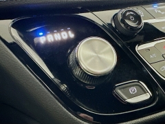 Used 2025  Chrysler Pacifica Limited FWD at Dutro Auto near Zanesville&comma; OH