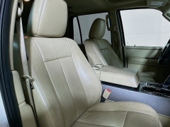Used 2017  Ford Expedition 4d SUV 4WD Limited at Graham Auto Mall near Mansfield&comma; OH