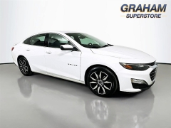  2022 Chevrolet Malibu 4dr Sdn RS at Dutro Auto near Zanesville&comma; OH