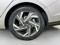 Used 2025  Hyundai Elantra SEL Convenience IVT at Dutro Auto near Zanesville&comma; OH