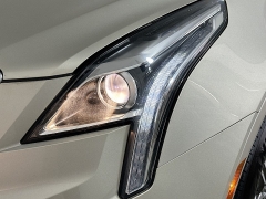 Used 2017  Cadillac XT5 4d SUV FWD Luxury at Dutro Auto near Zanesville, OH