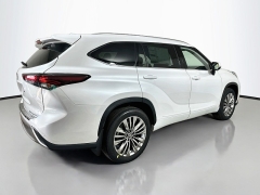 New 2026  Toyota Highlander Platinum AWD at Dutro Auto near Zanesville&comma; OH