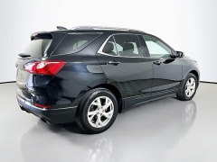 Used 2018  Chevrolet Equinox 4d SUV AWD LT w&sol;2LT at Dutro Auto near Zanesville&comma; OH