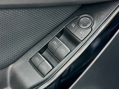 Used 2025  Chevrolet Equinox AWD 4dr RS w&sol;2RS at Dutro Auto near Zanesville&comma; OH