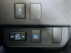 Used 2023  Toyota Tacoma 4WD SR5 Double Cab 5ft Bed V6 AT at Graham Auto Mall near Mansfield&comma; OH