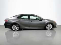 Used 2019  Toyota Camry 4d Sedan XLE at Graham Auto Mall near Mansfield&comma; OH