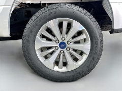 Used 2018  Ford F-150 4WD SuperCrew XL 5 1&sol;2 at Dutro Auto near Zanesville&comma; OH