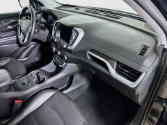 Used 2024  GMC Terrain AWD 4dr SLT at Graham Auto Mall near Mansfield&comma; OH