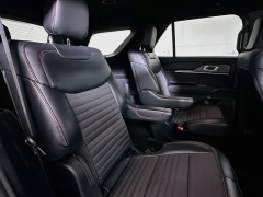 Used 2026  Ford Explorer ST-Line 4WD at Graham Auto Mall near Mansfield&comma; OH