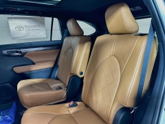 New 2026  Toyota Highlander Platinum AWD at Dutro Auto near Zanesville&comma; OH