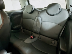 Used 2007  MINI Cooper Hardtop 2dr Cpe S at Dutro Auto near Zanesville&comma; OH