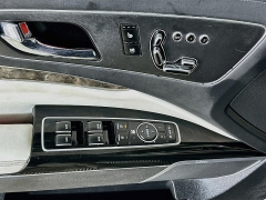 Used 2015  Kia K900 4d Sedan Luxury at Graham Auto Mall near Mansfield&comma; OH