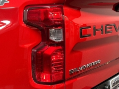 Used 2022  Chevrolet Silverado 1500 4WD Crew Cab 147" Custom at Graham Auto Mall near Mansfield&comma; OH