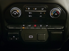 Used 2020  Chevrolet Silverado 1500 4WD Double Cab Custom at Dutro Auto near Zanesville&comma; OH