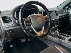 Used 2021  Jeep Grand Cherokee Laredo X 4x4 at Dutro Auto near Zanesville, OH