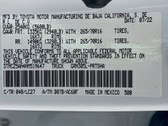 Used 2022  Toyota Tacoma 4WD TRD Off Road Double Cab 5ft Bed V6 AT at Dutro Auto near Zanesville&comma; OH