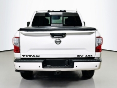 Used 2021  Nissan Titan 4x4 Crew Cab SV at Dutro Auto near Zanesville&comma; OH
