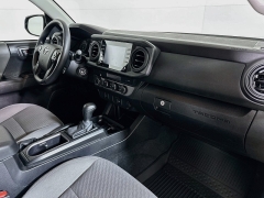 Used 2023  Toyota Tacoma 4WD SR Double Cab 5ft Bed V6 AT at Dutro Auto near Zanesville&comma; OH