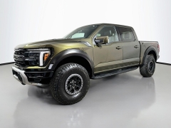 Used 2025  Ford F-150 4WD Raptor SuperCrew 5&period;5' Box at Dutro Auto near Zanesville&comma; OH