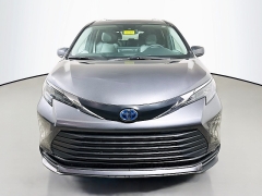 New 2025  Toyota Sienna XLE AWD 7-Passenger at Graham Auto Mall near Mansfield, OH