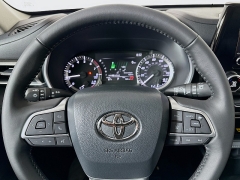 New 2025  Toyota Highlander XLE AWD at Graham Auto Mall near Mansfield, OH