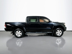 Used 2011  Toyota Tacoma 4WD Double Cab Short Bed Auto at Dutro Auto near Zanesville&comma; OH