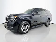 Used 2025  Ford Expedition Active 4x4 at Dutro Auto near Zanesville&comma; OH