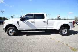 Used 2022  Ford Super Duty F-350 4WD LARIAT Crew Cab DRW 8' Box at Dutro Auto near Zanesville, OH