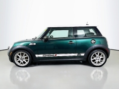 Used 2007  MINI Cooper Hardtop 2dr Cpe S at Dutro Auto near Zanesville&comma; OH