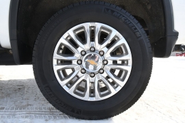 Used 2022  Chevrolet Silverado 2500HD 4WD Crew Cab 159" High Country Dsl at Dutro Auto near Zanesville&comma; OH