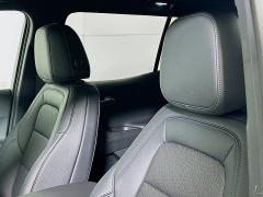 New 2026  Chevrolet Equinox FWD 4dr LT w&sol;1LT at Dutro Auto near Zanesville&comma; OH