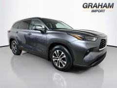 Used 2022 Toyota Highlander XLE AWD at Graham Automall near Mansfield, OH