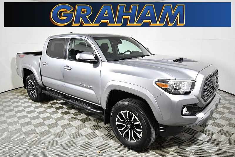 Used 2021  Toyota Tacoma 4WD TRD Sport Double Cab 5ft Bed V6 AT at Dutro Auto near Zanesville, OH