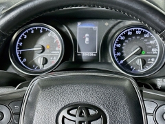 Used 2018  Toyota Camry 4d Sedan SE at Dutro Auto near Zanesville&comma; OH
