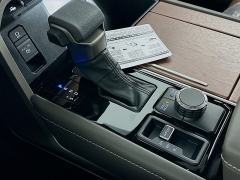 New 2026  Toyota Tundra Hybrid 4WD 1794 Edition CrewMax 5&period;5ft Bed at Graham Auto Mall near Mansfield&comma; OH