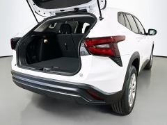 New 2026  Chevrolet Trax FWD 4dr LS at Graham Auto Mall near Mansfield&comma; OH