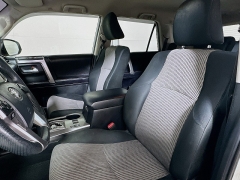 Used 2016  Toyota 4Runner 4d SUV RWD SR5 at Dutro Auto near Zanesville, OH