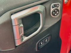 Used 2019  Jeep Wrangler Unlimited 4d SUV 4WD Sport S at Graham Auto Mall near Mansfield&comma; OH