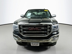 Used 2018  GMC Sierra 1500 4WD Crew Cab SLT at Dutro Auto near Zanesville&comma; OH